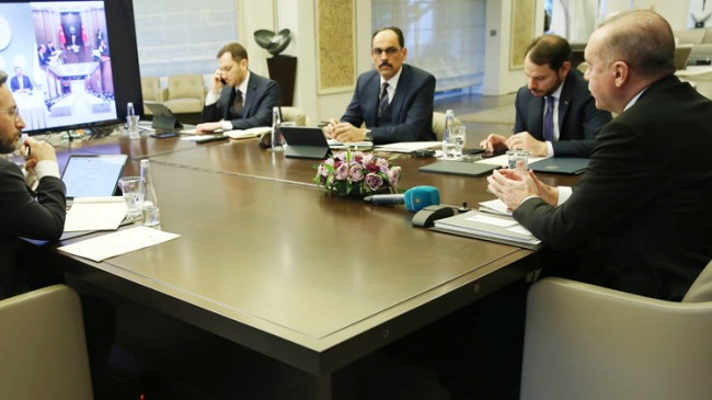 Erdoğan, Bilim Kurulu Üyeleri ile telekonferans yöntemiyle görüştü