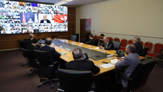 Kandemir, il başkanları ile video konferansla toplantı yaptı