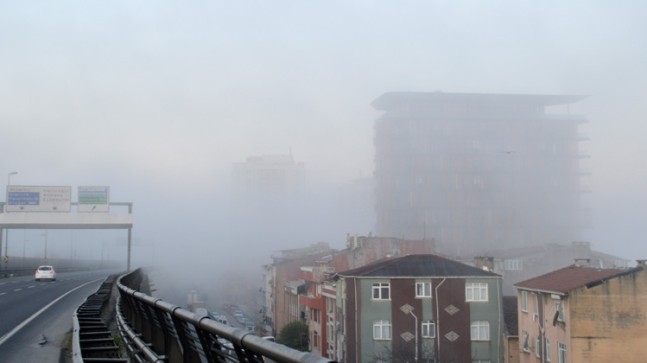 İstanbul sislendi