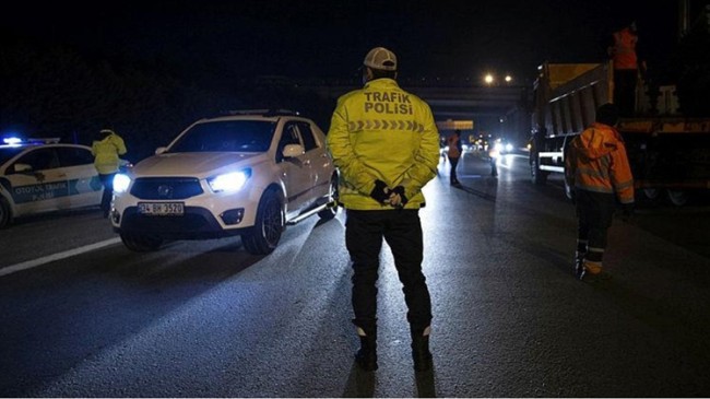 İstanbul’a araç giriş-çıkışı yasaklandı