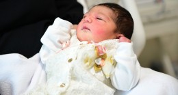 Başakşehir Çam ve Sakura Şehir Hastanesi’nde dünyaya gelen ilk bebek
