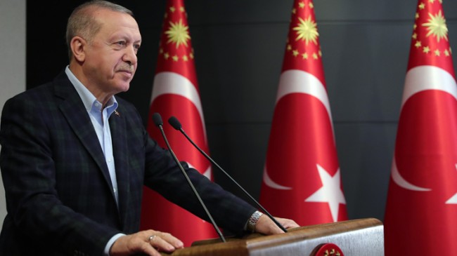 Erdoğan, “Sizleri sıkıntıya düşürüyorsak sizden özellikle özür diliyorum”