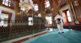 Fatih Sultan Mehmet Han’ın türbesi dezenfekte edildi