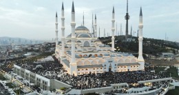 İstanbul’da Cuma Namazı kılınacak cami ve alanlar belli oldu