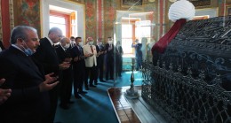Cumhurbaşkanı Erdoğan, Fatih Sultan Mehmet Han’ın kabrini ziyaret etti
