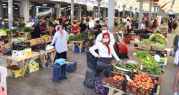 Kadıköy Salı Pazarı’nda “Üretici Kooperatifi Pazarı” açıldı