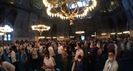 Ayasofya Camii’nde yoğunluk sürüyor