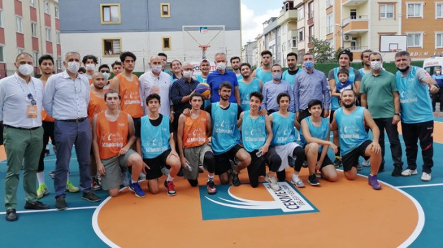 Çekmeköy sokaklarında basketbol heyecanı