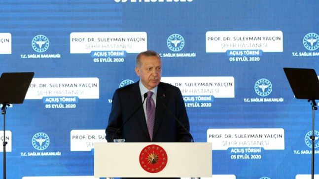 Erdoğan, “Artan vaka sayısına rağmen sağlık sistemimiz dimdik ayaktadır”