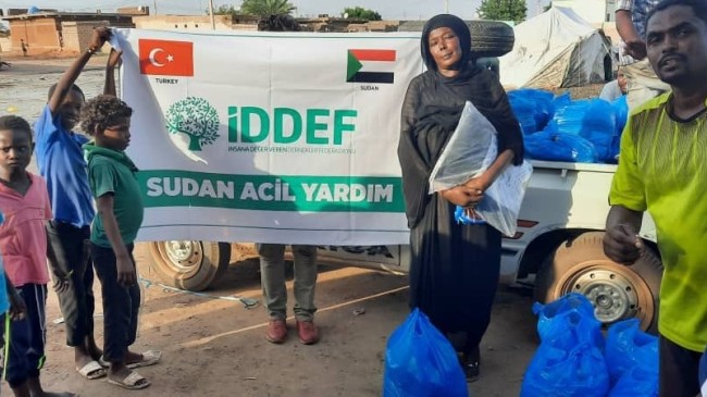 İDDEF’ten Sudanlı sel mağdurlarına yardım