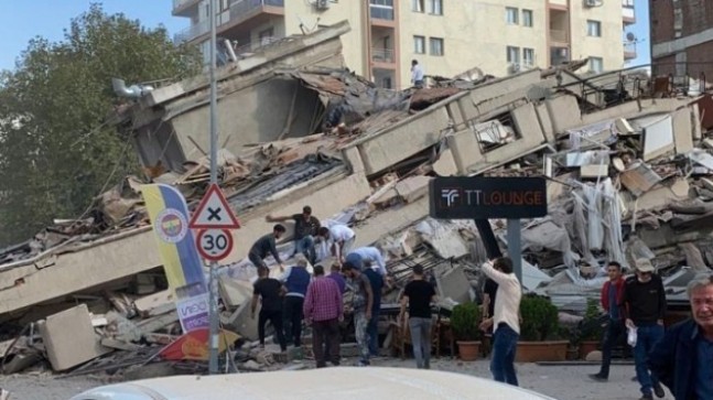 İzmir’deki depremde can kaybı var