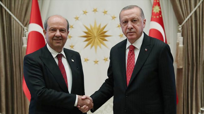 Cumhurbaşkanı Erdoğan Ersin Tatar’ı telefonla arayıp tebrik etti