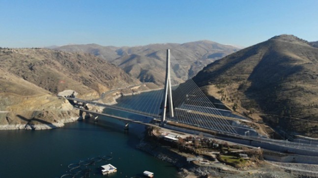 Doğu’nun incisi Kömürhan Köprüsü ve bağlı olduğu tüneller açılıyor