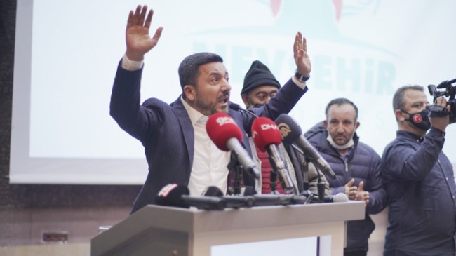 AK Parti’li Nevşehir Belediye Başkanı Rasim Arı görevinden istifa etti!