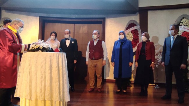 İstanbul Valiliği’nin misafirleri evlenmeye karar verince nikahları kıyıldı