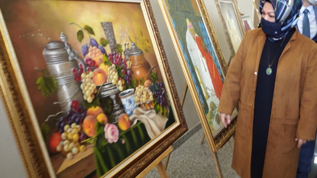 Başkan Döğücü, Sancaktepeli sağlık çalışanlarının resim sergisine katıldı