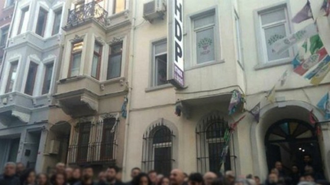 HDP İstanbul il binasında ‘PKK sığınağı!’