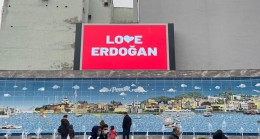 Pendik’te “Love Erdoğan” görüntülerine yoğun ilgi var