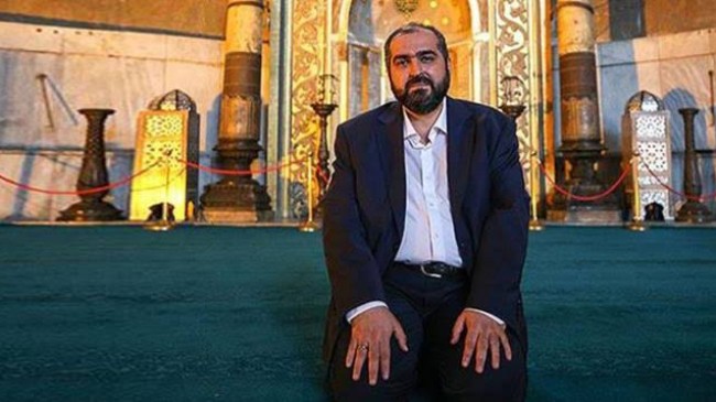 Mehmet Boynukalın hoca Ayasofya Camii’nden ayrıldı, şimdi rahat edin (!)