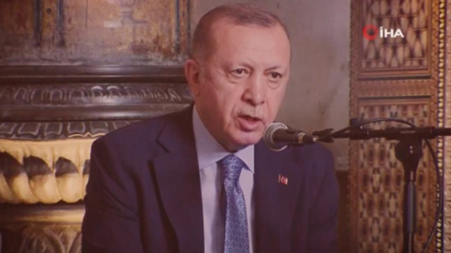 Cumhurbaşkanı Erdoğan, Hafızlık icazetinde Kur’an-ı Kerim okudu