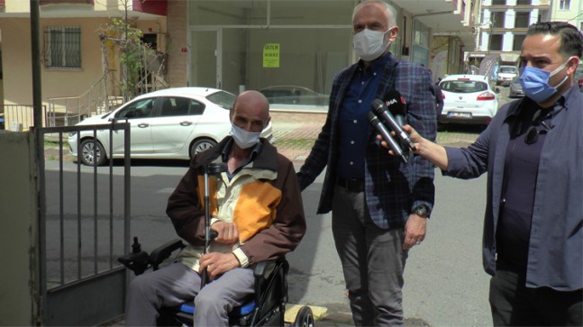 Çekmeköy Belediyesi tekerlekli sandalyesi çalınan vatandaşa duyarsız kalmadı