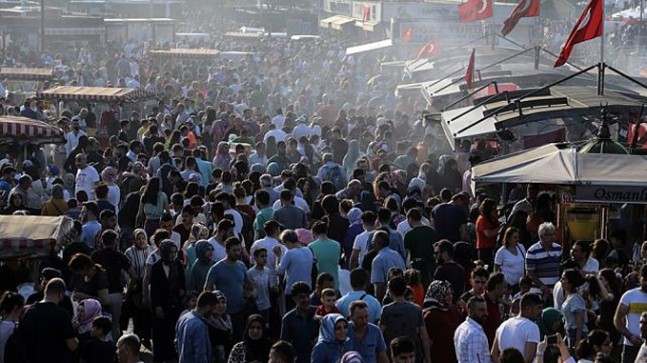 İstanbul, Avrupa’nın en kalabalık şehirleri arasında zirveye oturdu