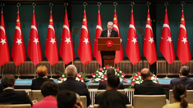 Cumhurbaşkanı Erdoğan, yasakların tümüyle kalkacağı tarihi açıkladı