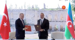 Erdoğan ile Aliyev arasında “Şuşa Beyannamesi” için tarihi imzalar atıldı