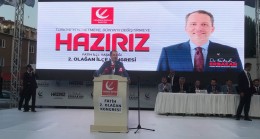 Yeniden Refah Partisi Fatih İlçe Kongresi’ni Karagümrük stadında yaptı