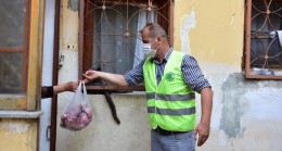 Tuzla’da ihtiyaç sahibi ailelere 5 ton kurban eti dağıtıldı
