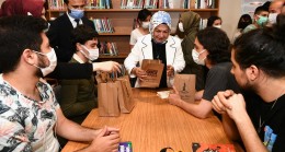 Türkiye’nin 8’inci AVM Kütüphanesi Sancaktepe’de açıldı