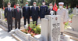 KKTC Cumhurbaşkanı Ersin Tatar’dan Kıbrıs Şehidi Cengiz Topel’e ziyaret