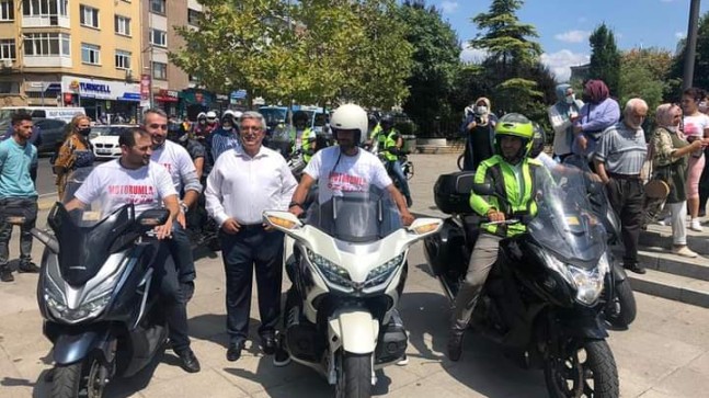 Kadıköy’de motosiklet sürücüleri için farkındalık etkinliği düzenlendi
