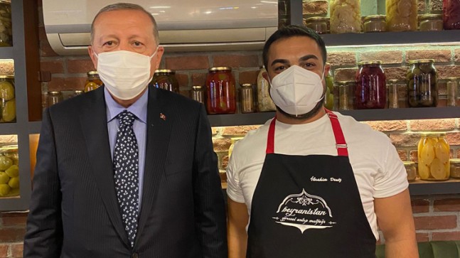 Cumhurbaşkanı Erdoğan, Çengelköylü bir esnafa verdiği sözünü tuttu