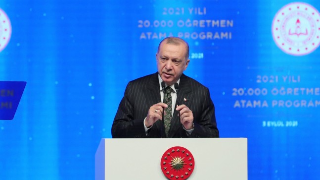 Cumhurbaşkanı Erdoğan: “Okullarımızı açık tutmakta, çocuklarımıza en iyi eğitim vermekte kararlıyız”