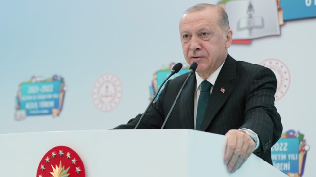 Cumhurbaşkanı Erdoğan, yüz yüze eğitimle ilgili önemli açıklama yaptı