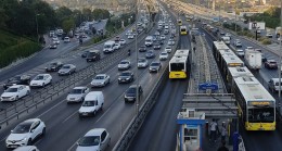 İstanbullar güne trafikle uyandı
