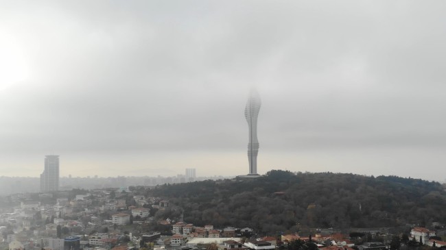 Çamlıca Kulesi sislendi