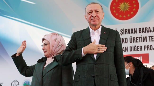 Cumhurbaşkanı Erdoğan, ülkenin kadınlarına seslendi