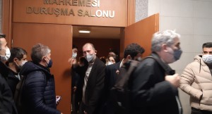 Gezi Parkı davasında Osman Kavala’nın tutukluluk halinin devamına karar verildi