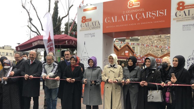 Beyoğlu’nda ‘8 Mart Galata Çarşısı’ açıldı