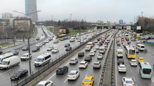 İstanbul’da trafik yoğunluğu yüzde 85