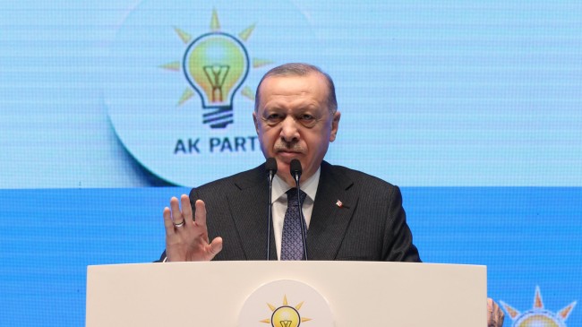 Recep Tayyip Erdoğan, “Yuvarlak masa etrafında yer beğenmeyenlere milletim gereken yeri gösterecektir”