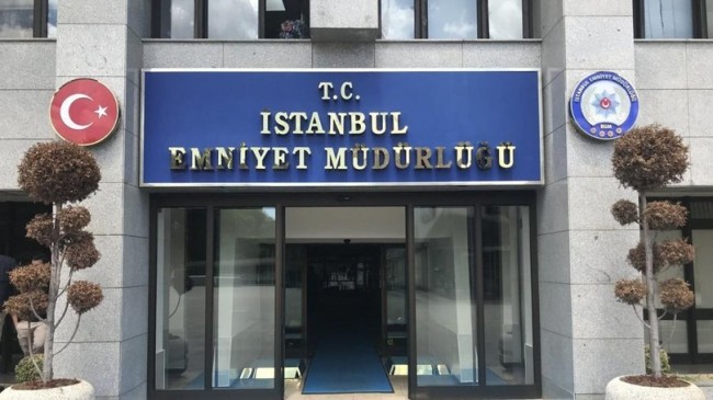 İstanbul’da 27 emniyet müdürü, 9 emniyet amiri, 3 başkomiser üst rütbeye terfi etti