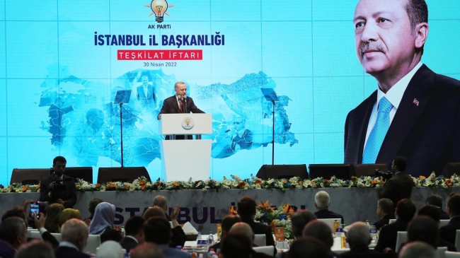 Cumhurbaşkanı Erdoğan: “İBB PKK’yı, belediyeye doldurmanın gayreti içerisinde ve dolduruyor hesabını soracağız”