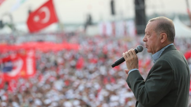 Erdoğan, İstanbul’un fethinin 569’uncu yıldönümünde yüzbinlerle buluştu