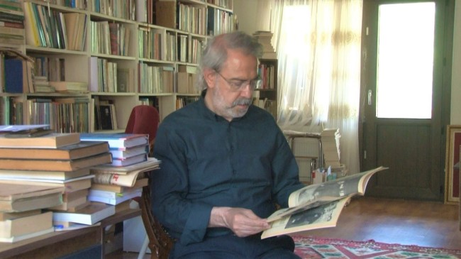 Mustafa Armağan, “Bazı ders kitaplarında Yunanlar dost olarak, Osmanlı hain olarak gösteriliyor”