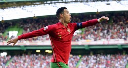 Cristiano Ronaldo, 20 sezona 815 gol sığdırarak tarihi rekor kırdı