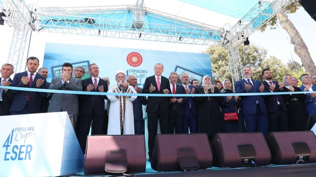 Cumhurbaşkanı Erdoğan, Eyüpsultan Belediyesi’nin ‘41 Ayda 41 Eser’lerin toplu açılışını gerçekleştirdi