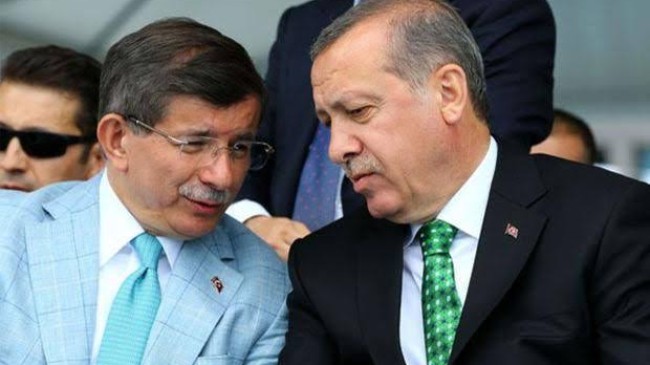 Ahmet Davutoğlu, “Biz olmasak Tayyip Erdoğan bir hiçti!”